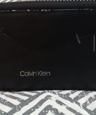 Cartera Calvin Klein Negra