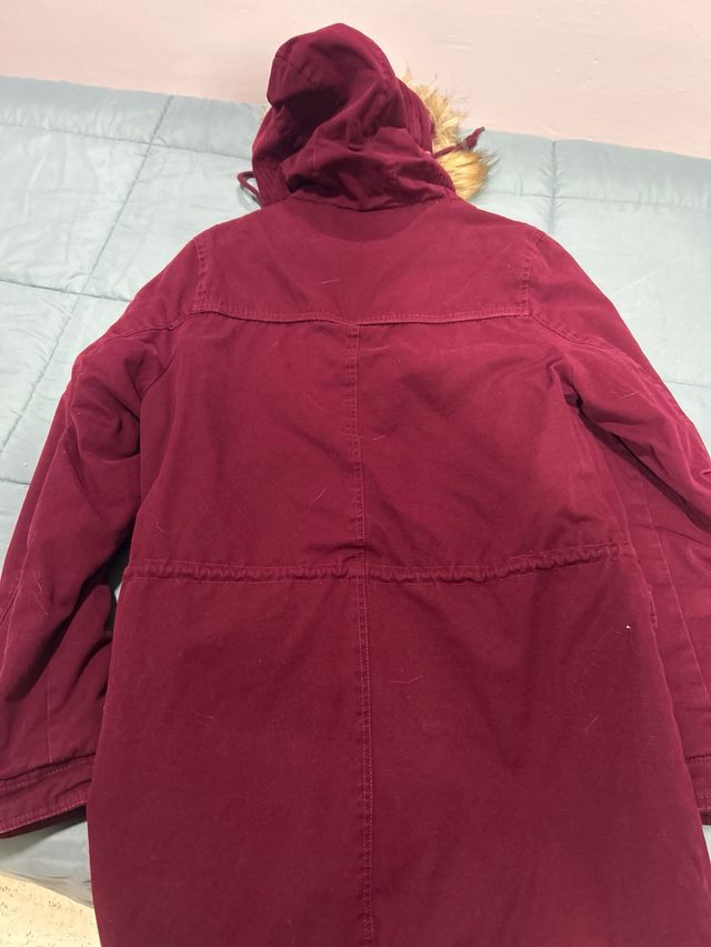 Abrigo con capucha y pelo de marca celopman