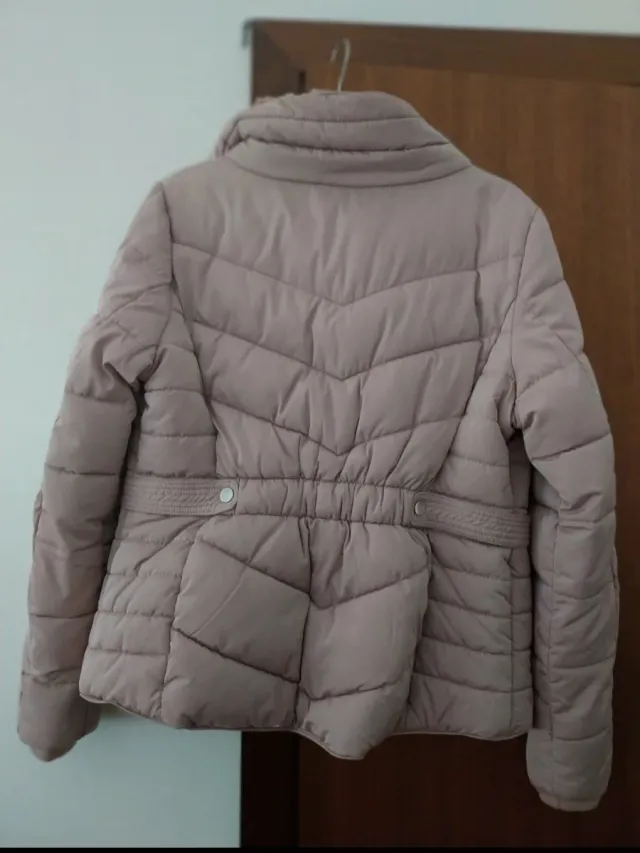 Casaco acolchoado rosa com pelo