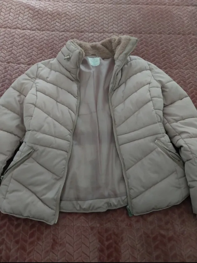 Casaco acolchoado rosa com pelo