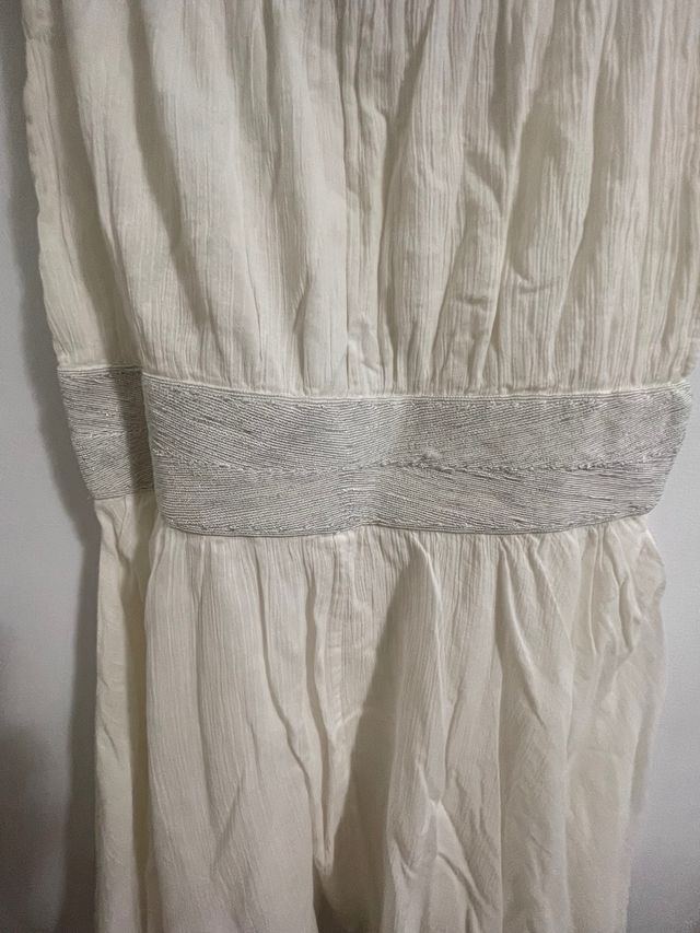 Vestido mido blanco algodón bordado, diseño único