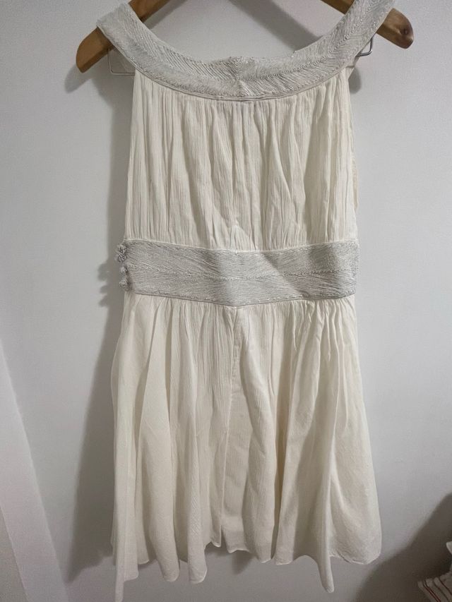 Vestido mido blanco algodón bordado, diseño único
