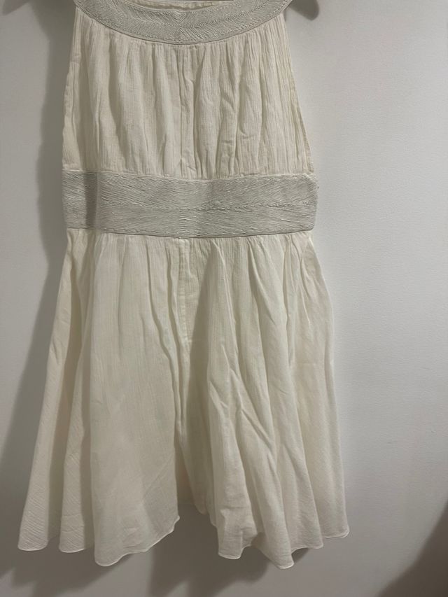 Vestido mido blanco algodón bordado, diseño único