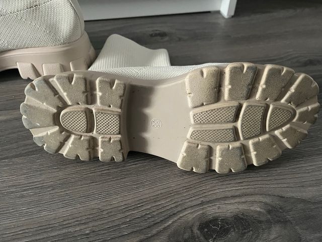 Botines calcetín beige mujer