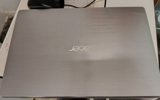 Acer Swift 3 15.6 Ordenador Portátil