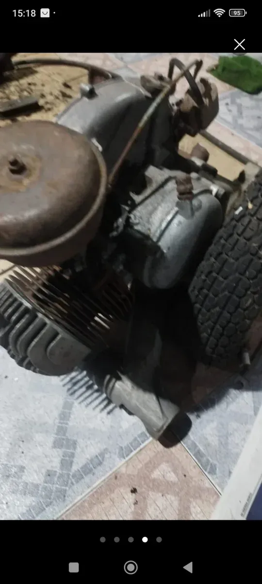 Motor Vespa 125 V60 M