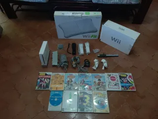 Nintendo Wii con Accesorios y Juegos