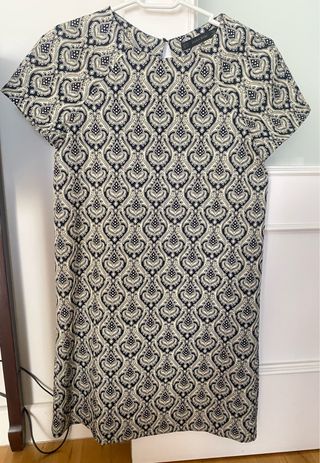 Vestido Zara Basic estampado talla XS