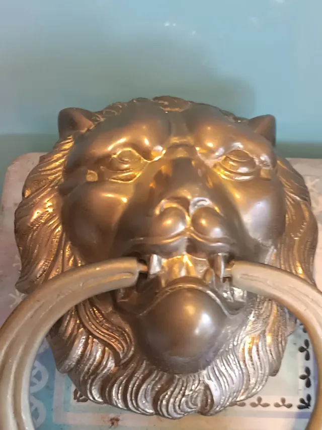 Picaporte / aldaba león bronce