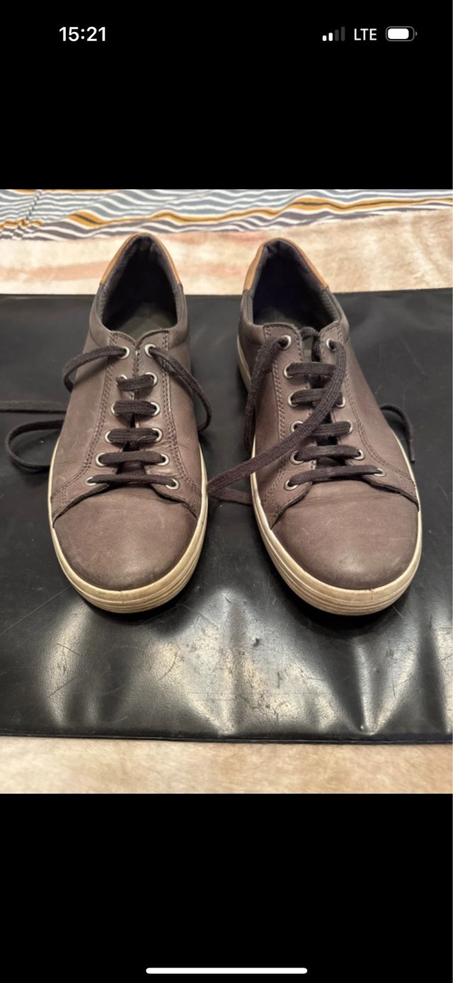 Zapatillas de piel marrones/grises Talla 43