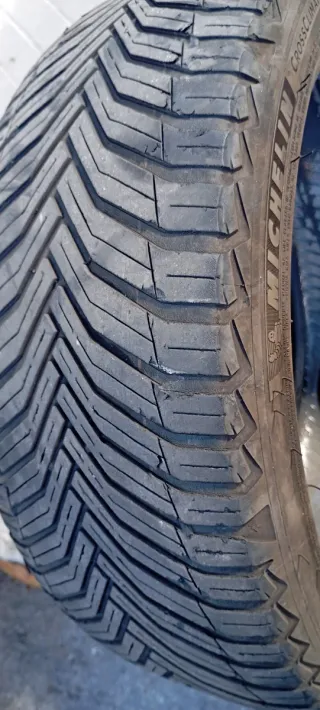 Michelin 215/40/17 87W CrossClimate