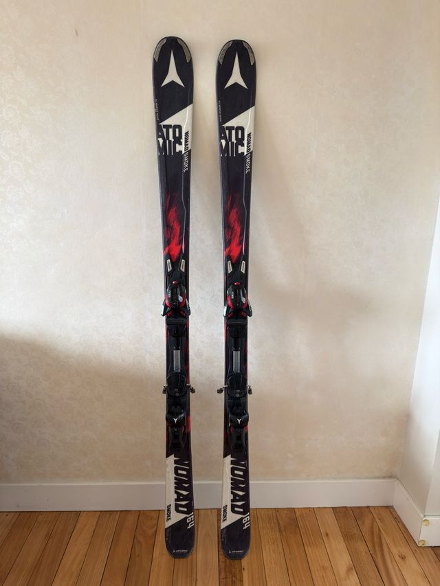 Esquís ATOMIC NOMAD SMOKE 164cm