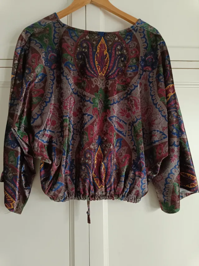 Chaqueta bomber estampada cremallera