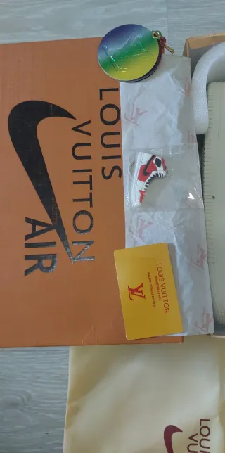 Louis Vuitton x Nike Air Force 1 Talla 44