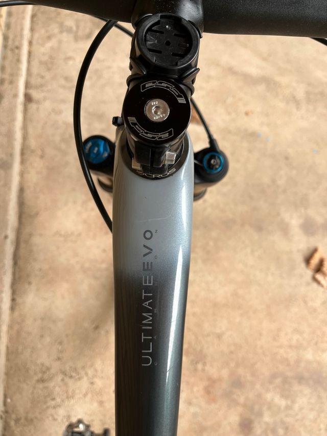 Bicicleta BH ULTIMATE EVO