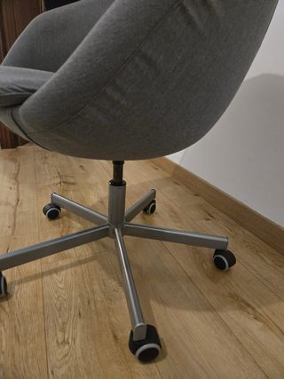 SKRUVSTA - Sedia da conferenza con ruote