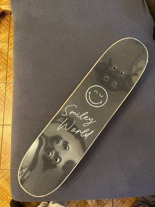 Monopatín Smiley World