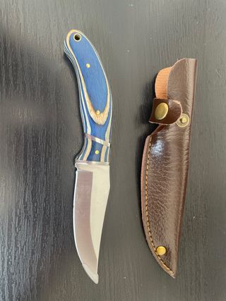 Herramienta de corte con mango azul