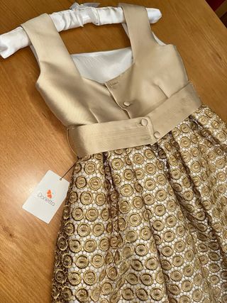 Vestido ceremonia niña dorado