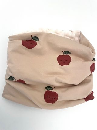 Cuello bufanda infantil con manzanas talla más 4A