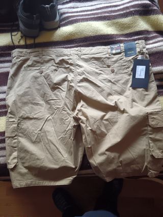 Bermudas Beige Talla 72