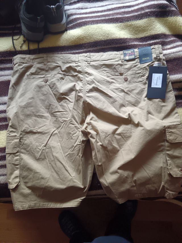 Bermudas Beige Talla 72