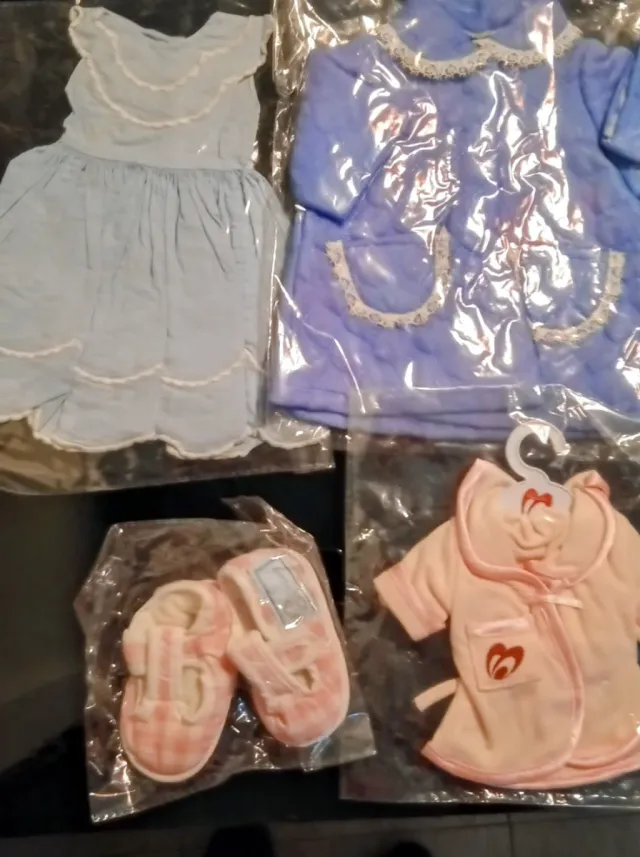 Lote Ropa Muñecos (varios modelos) tipo nenuco