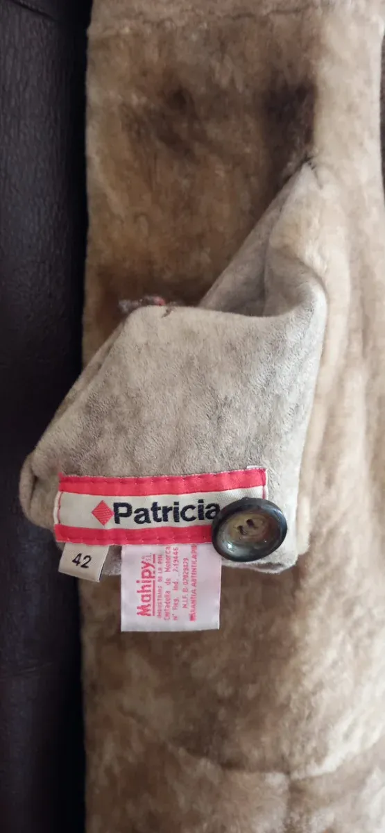 Abrigo reversible de piel marrón