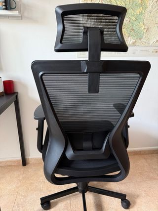 Silla de oficina ergonómica, negra