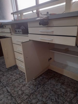 Mesa de trabajo para prótesis dental