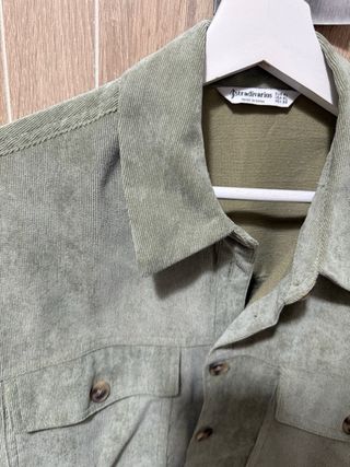 Sobrecamisa verde Stradivarius Talla XL