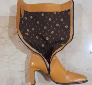 Botas altas de Piel DANSI Talla 39