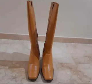 Botas altas de Piel DANSI Talla 39