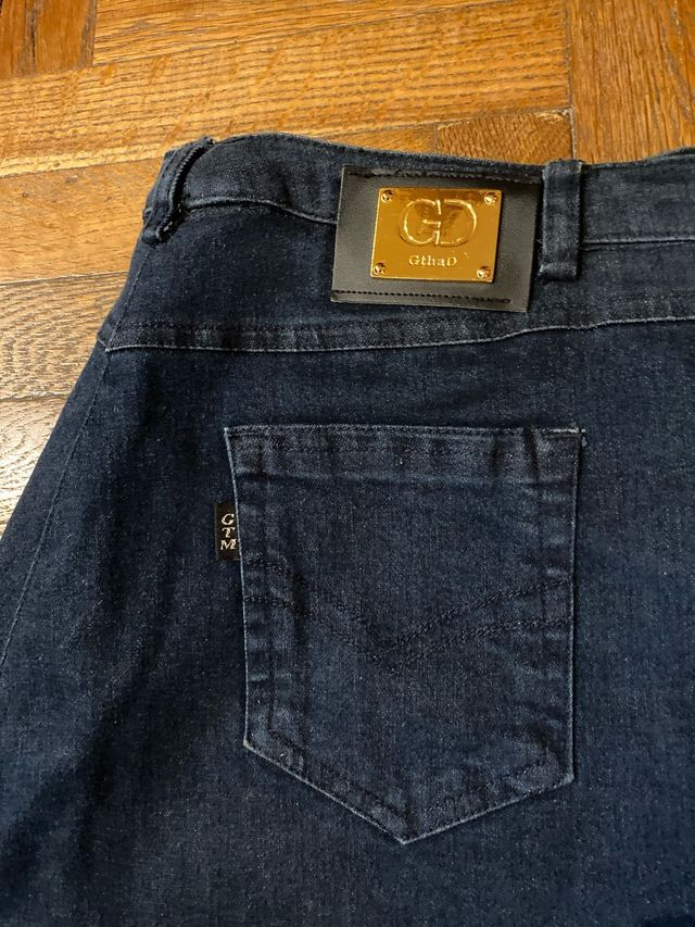 Pantalones vaqueros azul marino