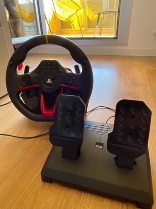 Volante HORI RWA PS4/PS5/PC Inalámbrico