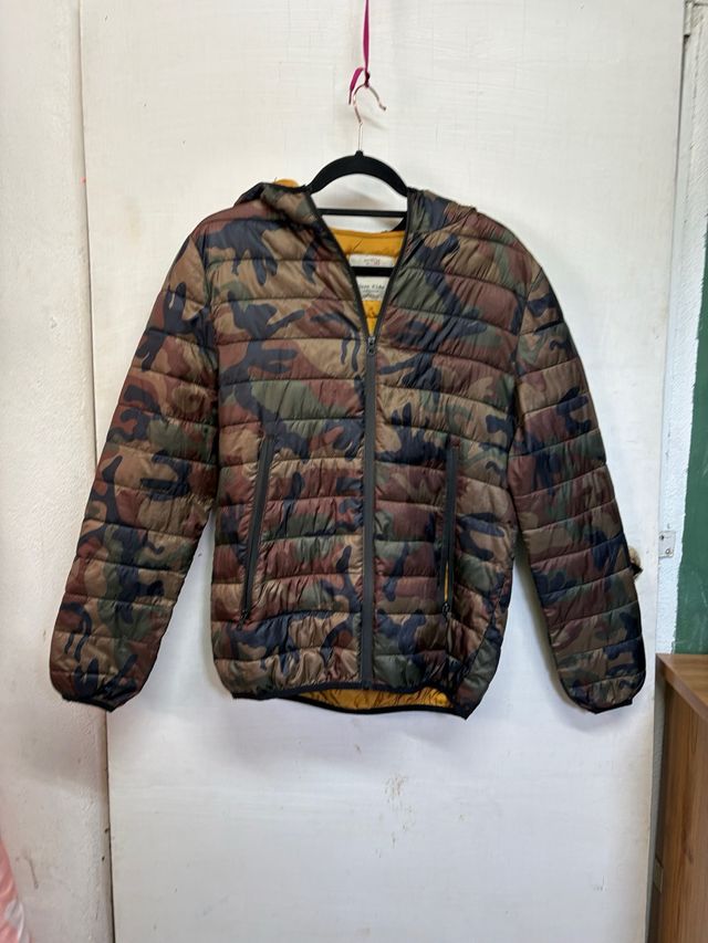 Chaqueta acolchada camuflaje de niño