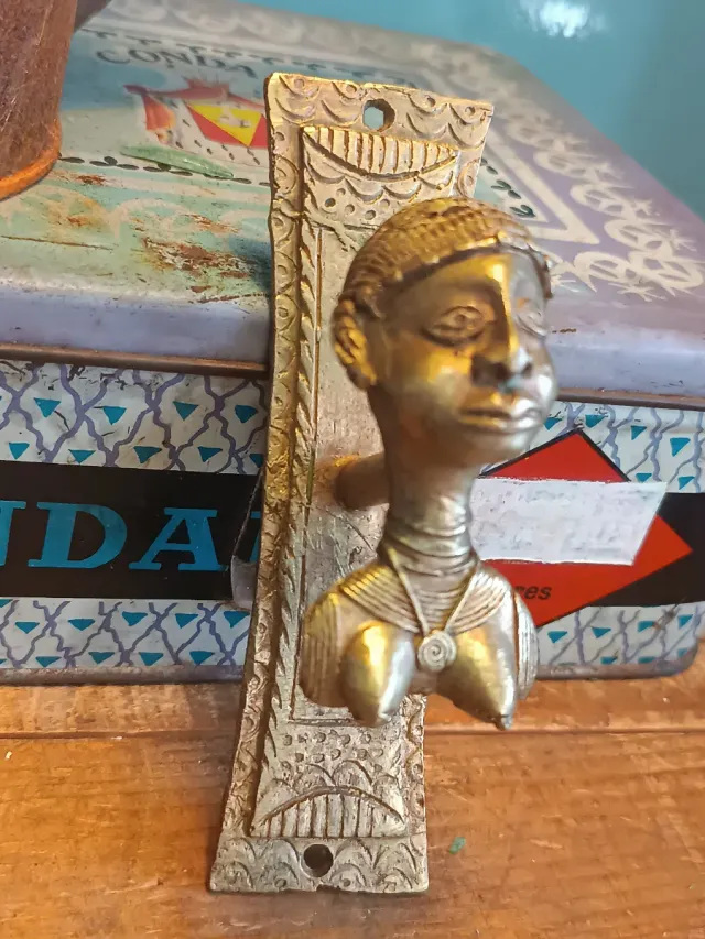 Picaporte bronce figura cabeza africana