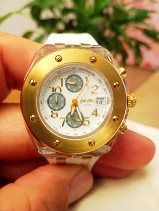 Reloj Follie Follie Dorado y Blanco