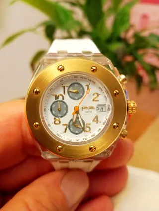 Reloj Follie Follie Dorado y Blanco