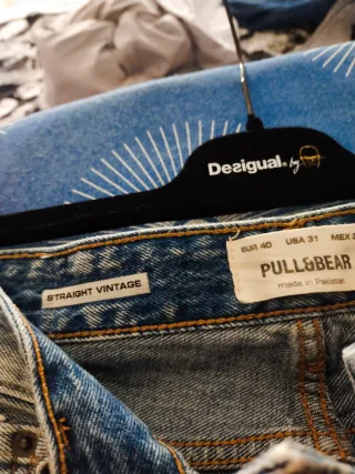 Tejanos Pull&Bear chico modelo Straight Vintage