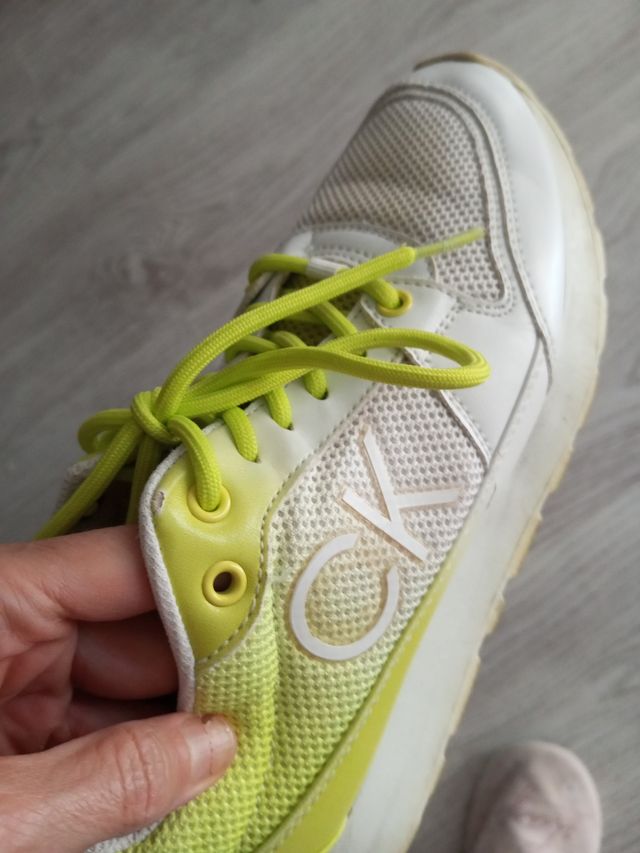 Zapatillas Calvin Klein Blancas y Amarillas