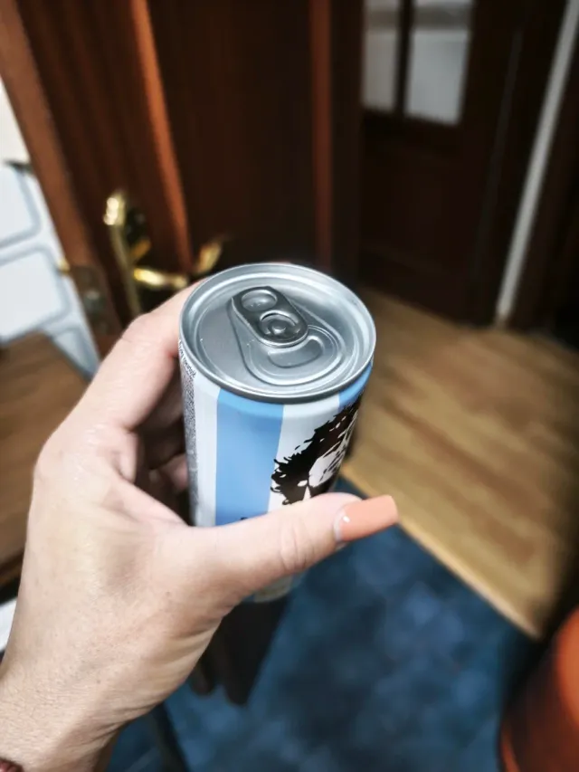 Bebida Energética Diseño Maradona 10