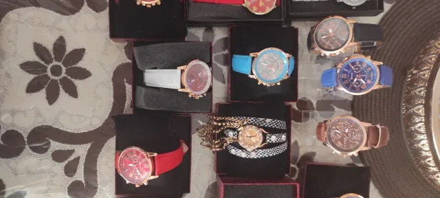 Lote de relojes varios colores