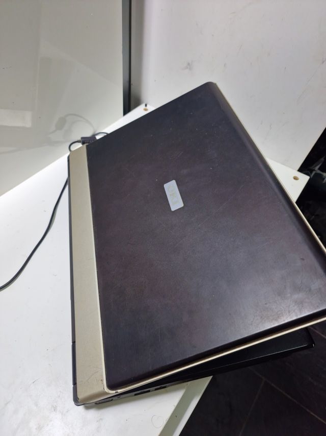 Portátil OKI FW91 Preto - Funcional