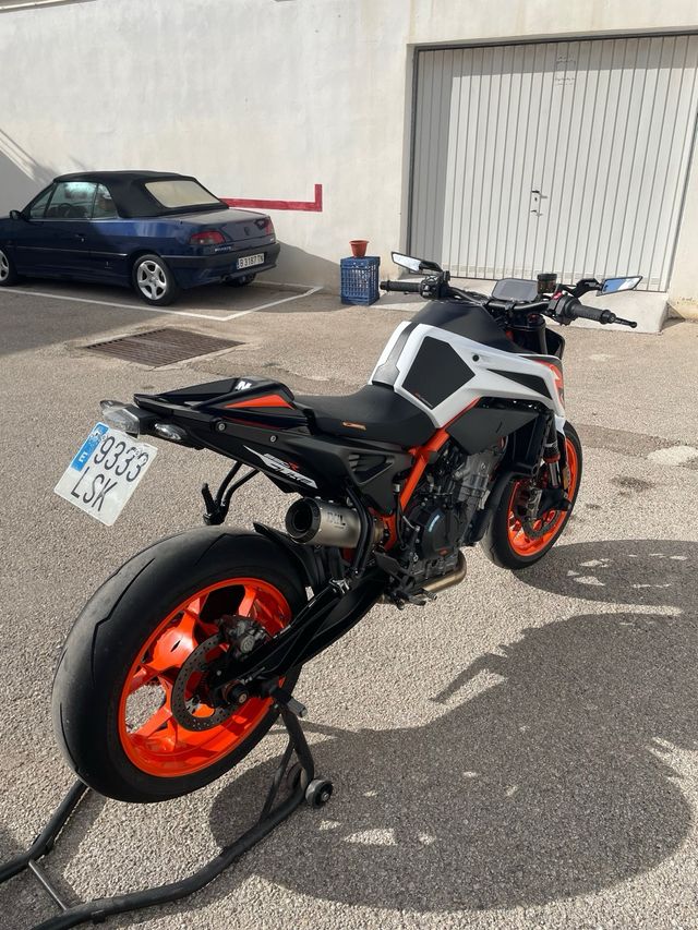KTM Duke 890 R