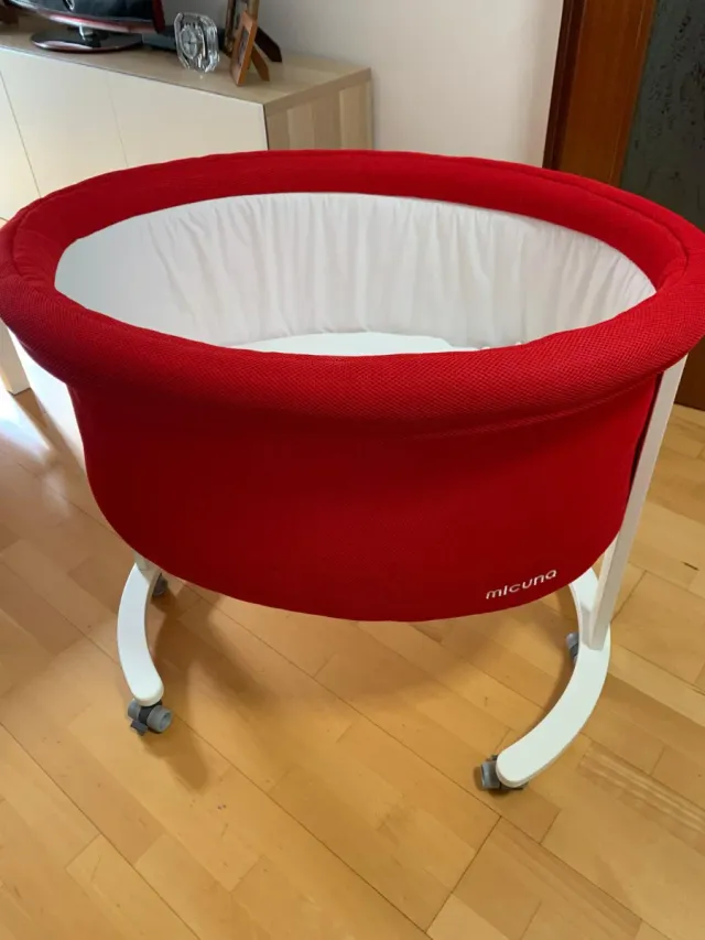 Minicuna Micuna Roja con Ruedas