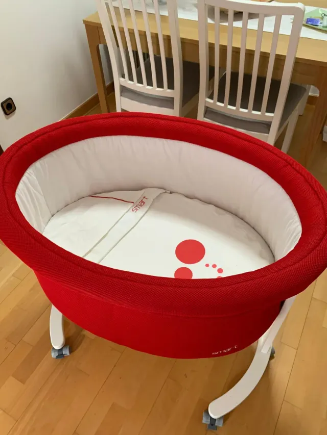 Minicuna Micuna Roja con Ruedas