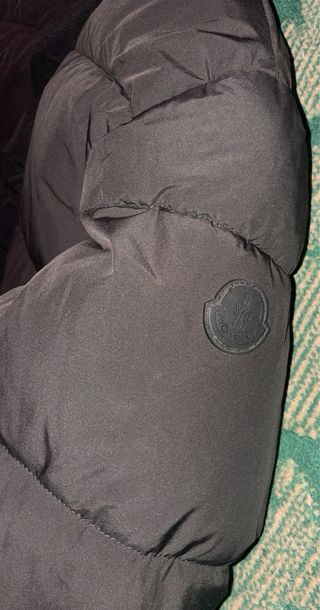 Chaqueta Moncler Madeira Puffer Negra