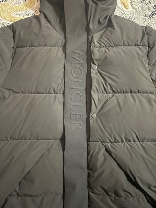 Chaqueta Moncler Madeira Puffer Negra