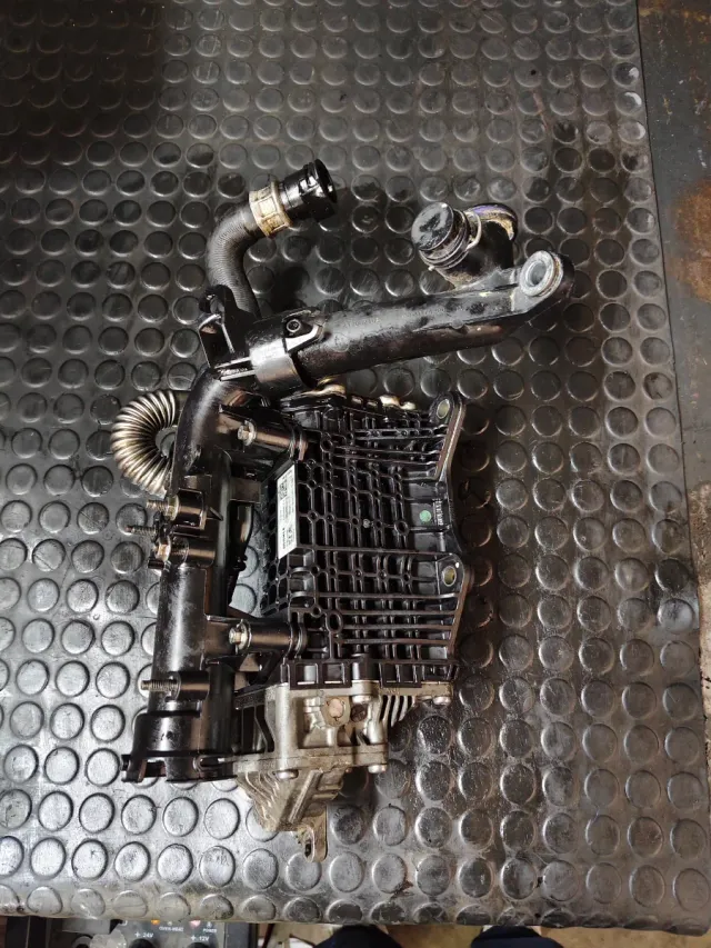 Enfriador EGR Mahle GS988004 EGR